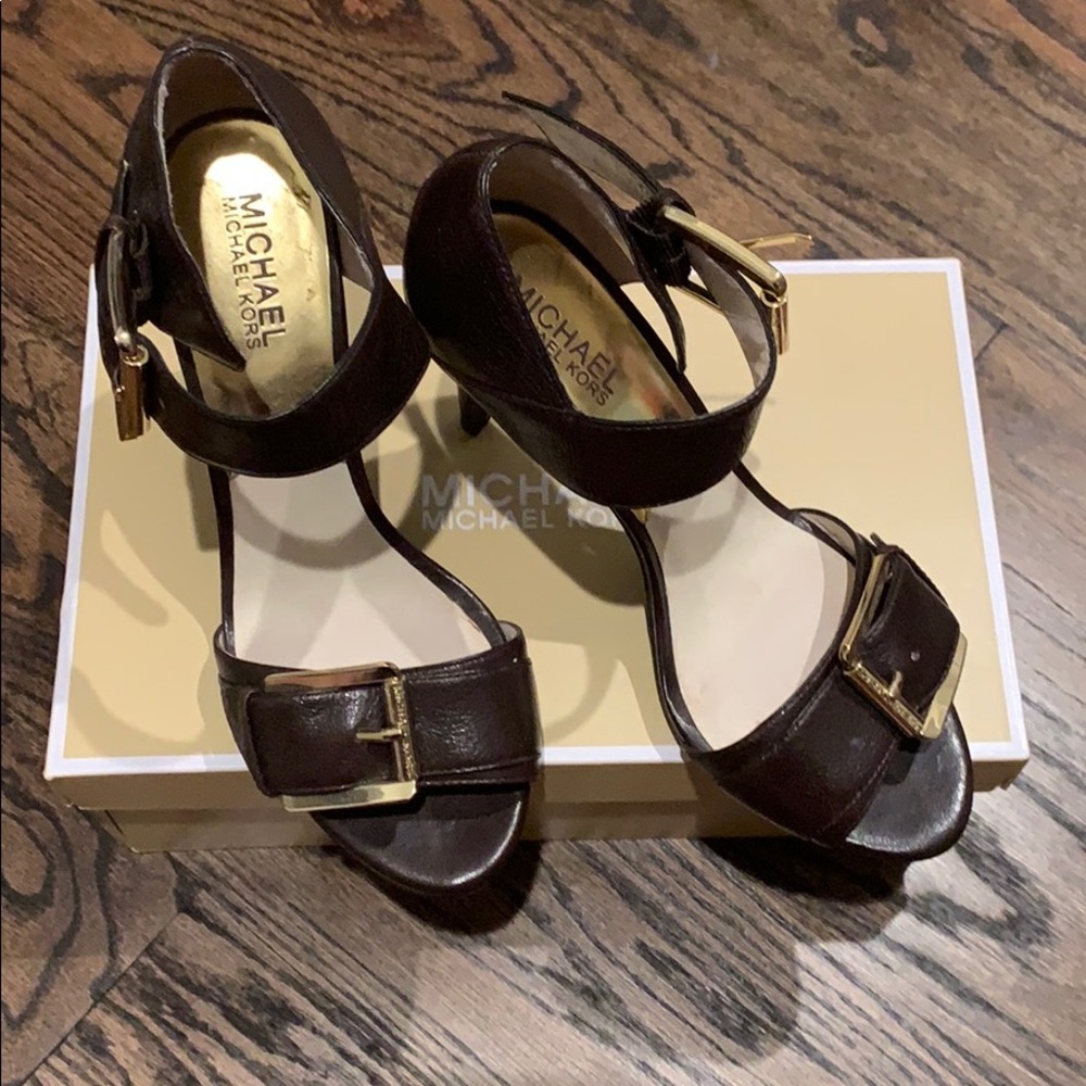 High heels shoes